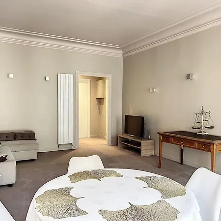 Appartement Confidentiel, Particulier 16eme Paris
