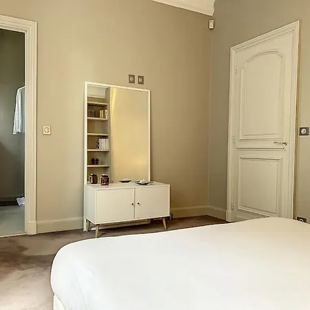 Confidentiel, Particulier 16eme * Paris